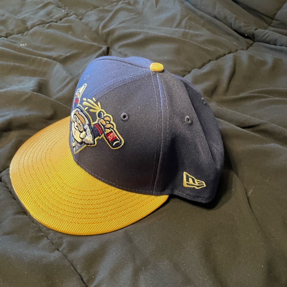 Senators hat